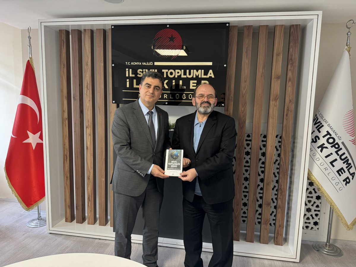 İstişare Kurulu Başkanımız Nurettin Soyak ve Konya Şube Başkanımız Mustafa Metin, Konya Sivil Toplumla İlişkiler İl Müdürü Sayın Özgür Karayazılı’yı ziyaret etti.