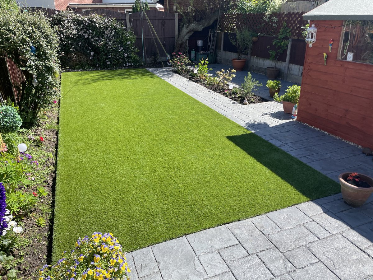NorthernGrass's tweet photo. ARTIFICIAL GRASS, #THORNTON-CLEVELEYS

An example of a lush looking artificial lawn installed to a property in #ThorntonCleveleys, along with a pattern imprinted concrete patio.

Call us to get your garden ready for Summer 2026.

#Bispham #Carleton

https://t.co/Hv5q3HCJmZ https://t.co/DUkyyqh0rA
