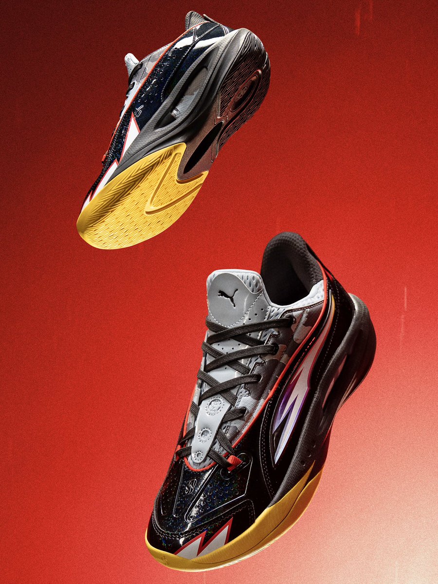 PUMAHoops's tweet image. Built for explosive speed and raw power. 

Scoot Zeros III out now.