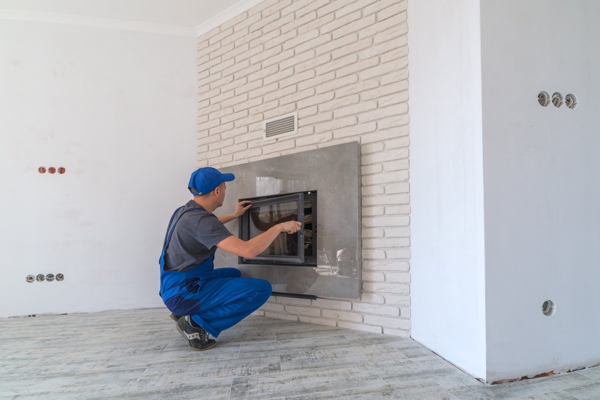 GoodrichChim's tweet image. Goodrich Chimney has been trusted for over 20 years. Keep your home warm, safe, and stylish with our expert installation and maintenance services.

📞 303-233-1307
🌐 subsil.io/3MnElzo

#trustedexperts #goodrichchimney #fireplaceinstallation #chimneycare #winterwarmth