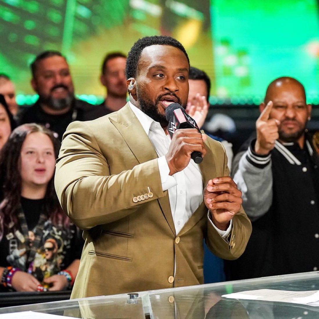 WrestleOps's tweet photo. Big E confirms that he is retired.

(via Compas On The Beat) https://t.co/VLo3pozfC6