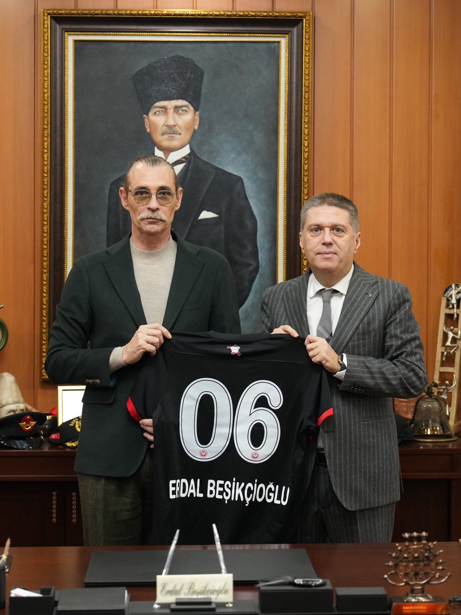 Gençlerbirliği’mizden Erdal Beşikçioğlu’na Ziyaret

Başkanımız Haydar Arda Çakmak ve yönetim kurulu üyelerimiz, Etimesgut Belediye Başkanı Erdal Beşikçioğlu’nu makamında ziyaret etti. 

Başkanımız Haydar Arda Çakmak ve yönetim kurulu üyelerimiz, Etimesgut Belediye Başkanı Erdal