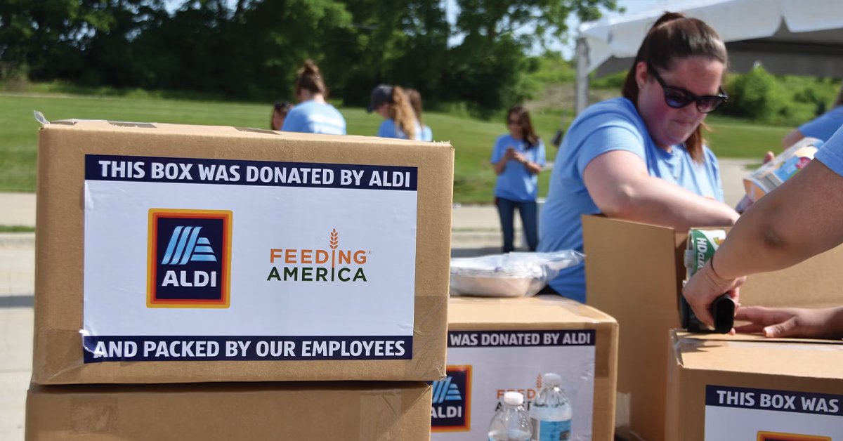 FoodShippers's tweet photo. Food companies are strengthening the communities they serve while reinforcing trust, loyalty, and long-term success. We’re proud to highlight a few examples of the meaningful work being done across our industry. 

➡️Read more: https://t.co/qLjhie6ryV

#foodshippers #foodchain https://t.co/XVAYd7Pghx