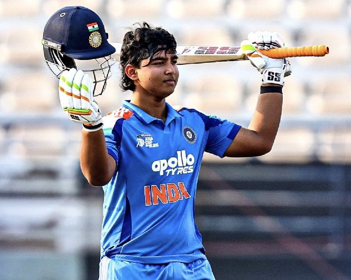 Yaduvanshi_75's tweet photo. 𝗖.𝗛.𝗔.𝗠.𝗣.𝗜.𝗢.𝗡.𝗦 🏆
Congratulations to India U19 on winning the ICC Men's U19 World Cup 2026 👏👏
Their historic 6⃣th title 🫡
#U19WorldCup #U19WC2026 #U19WCfinal https://t.co/zRZZL20pMj