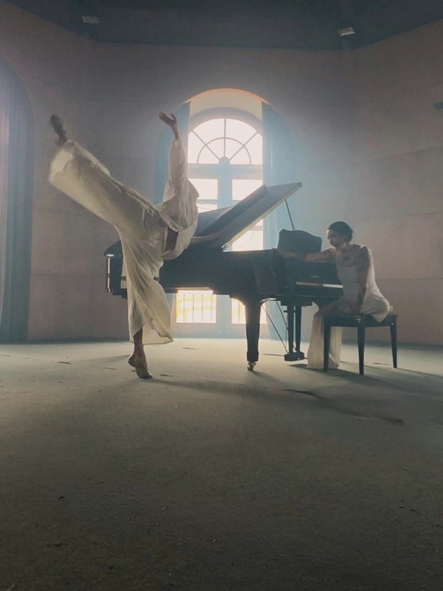 Valovers tweet media