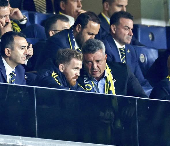 Bu saatten sonra forvet alamazlar. Yazıklar olsun.