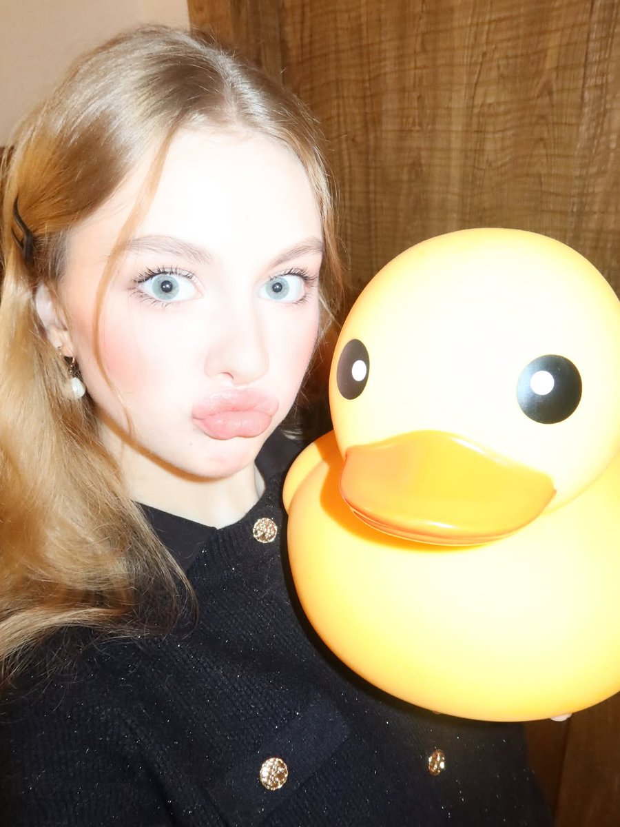 𝕱ae ֶָ֢ tweet media