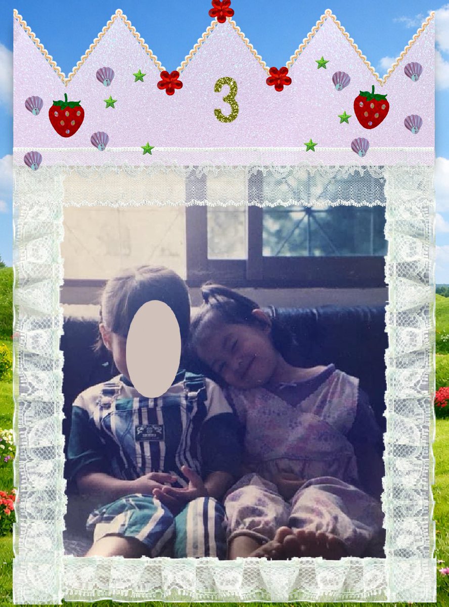 แจก png frame 🫶🏻🐹
เราเอารูปตอนเด็กมาใส่แล้วน้วยใจมาก 🥺💗

∙ ٭✮🎸🎧⋆｡ °⋆

ใครอยากลอง
มงกุฎสามารถออกแบบเองได้ในเว็บ 
monggerdd.com 👑

#แจกpng #png #แจก