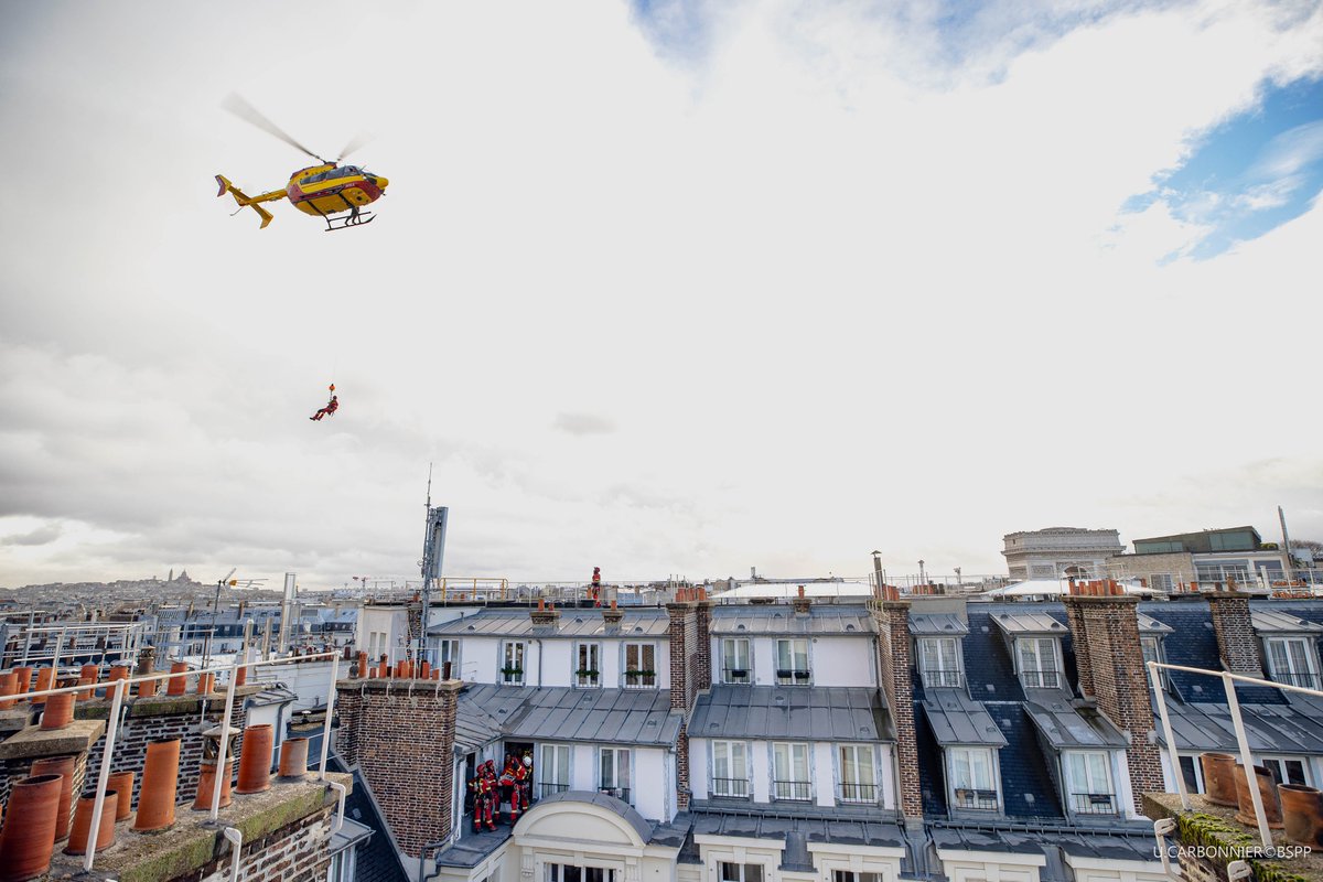 PompiersParis tweet media