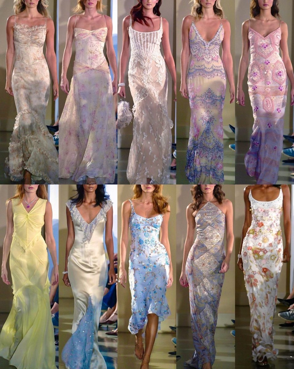 archivedlooks's tweet photo. Badgley Mischka, 2003 collection https://t.co/eRqsquKbxf