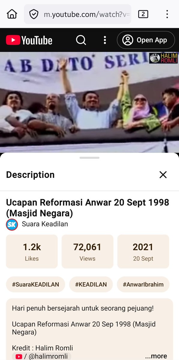 ismet_ulam's tweet photo. Tahikah anda,

Bekas 'bakal Perdana Menteri' kita pernah anjurkan perhimpunan besaran secara haram tanpa menghiraukan/menghormati kedatangan Ratu Elizabeth II yg melawat Malaysia selama 4 hari, pada tahun 1998 dahulu?

🤔🤔🤔 https://t.co/0PizYWqJM9