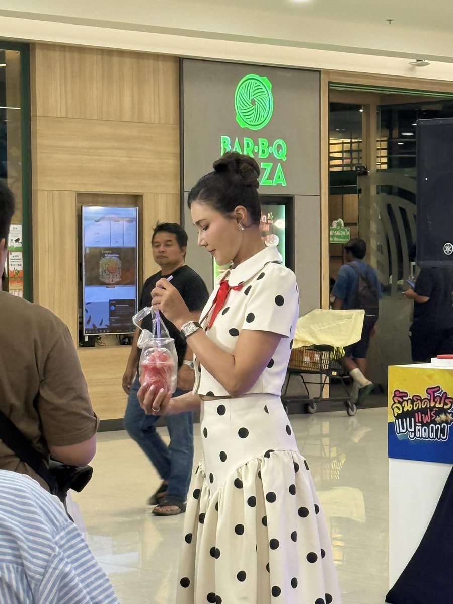 ฉลามคนสวย tweet media