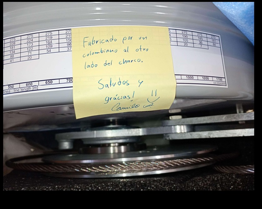 metrodemedellin's tweet photo. Aunque no sabemos quién es Camilo -pero nos encantaría conocerlo-, esta nota ✍️llegó a lo más profundo de nuestro corazón ferroviario.

Cómo no, si se trata de un compatriota que, desde "el otro lado del charco", aporta su granito de arena para que nuestra #RedMetro esté 10/10.👇 https://t.co/tY1JjvhdrQ
