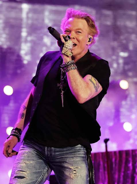 Happy 64th birthday to the lead singer of Guns N' Roses, Axl Rose 🎤🔫🌹