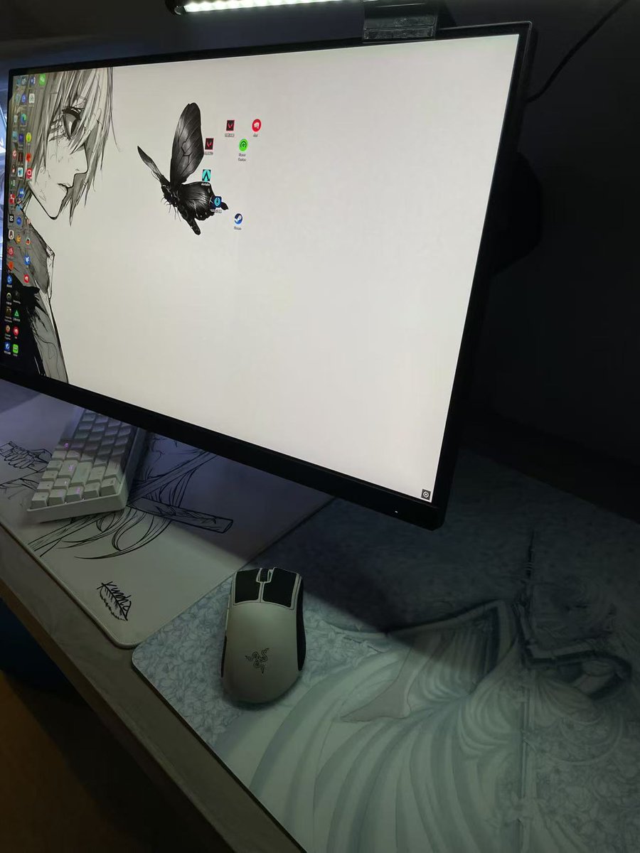 Fubit88's tweet photo. 这玻璃垫这么难用啊 https://t.co/QJ2196etdI