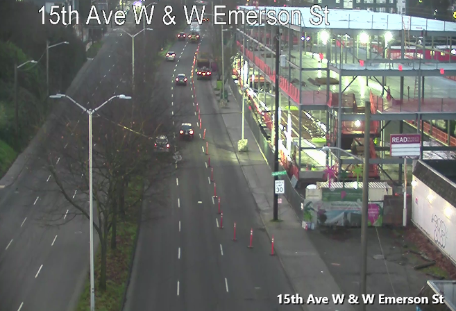 15번가 서쪽, 남행 우측 차선 통제