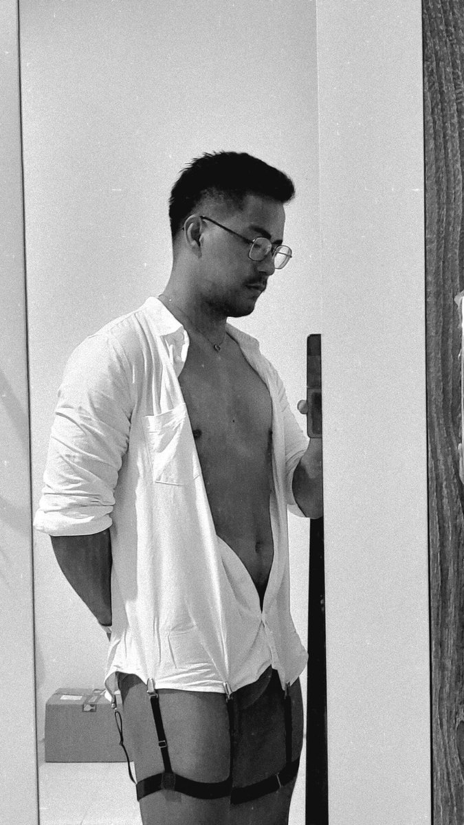 jcephalexin's tweet photo. Can you take them off for me? 🥺

#alterthailand https://t.co/ISnSPOhSZK
