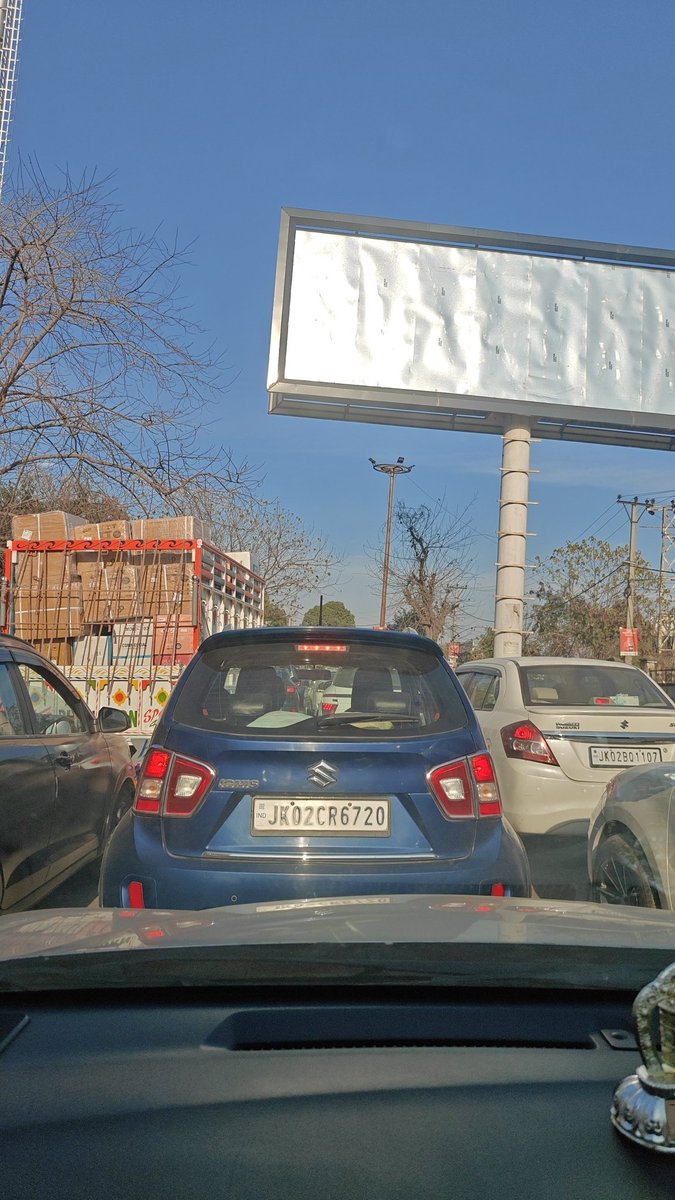 rakesh1983gupta's tweet photo. Where is @ashkooor ? @JmuKmrPolice 
Shastri nagar...stucked since one hr...@OfficeOfLGJandK https://t.co/fgxEQScj3h