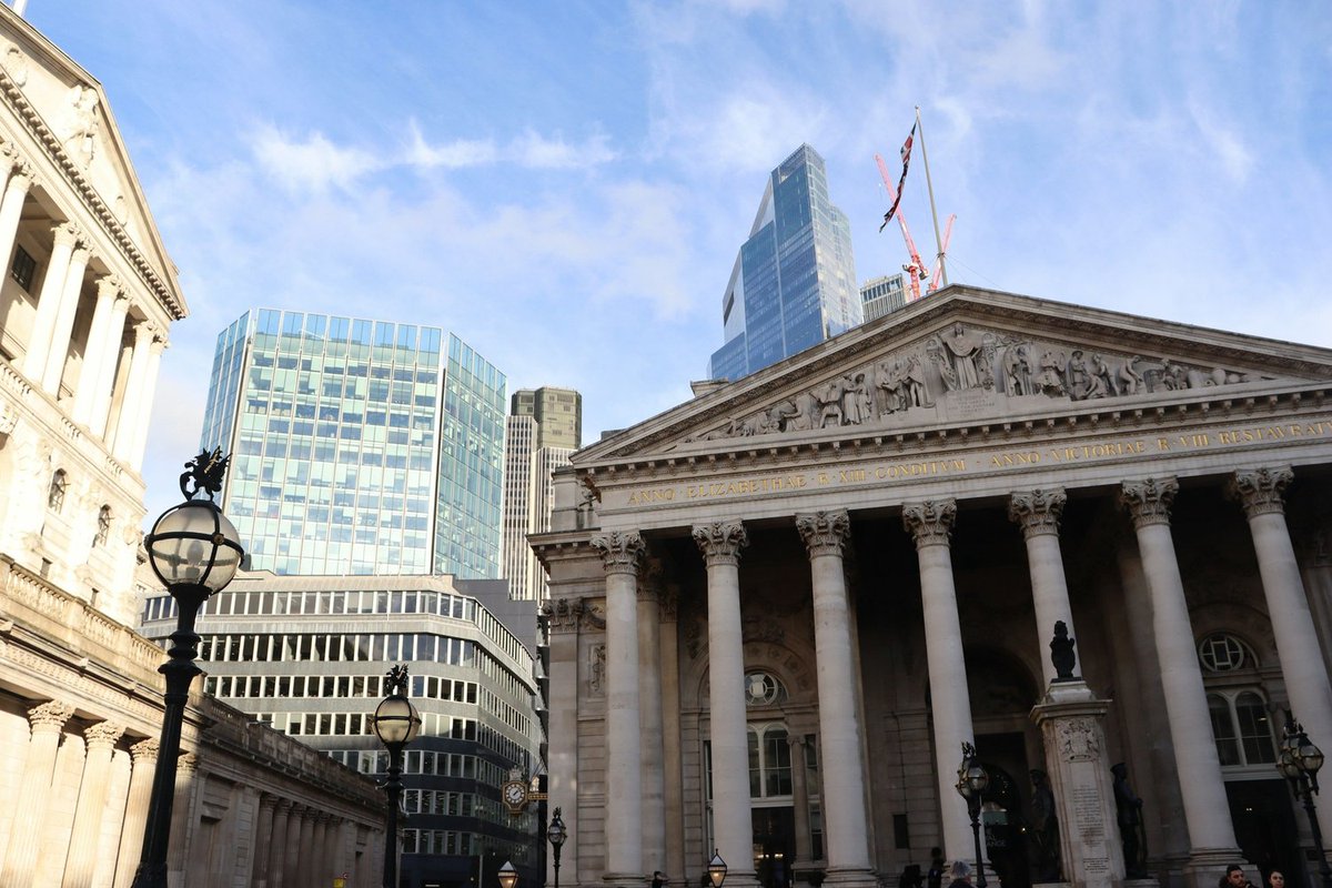 GDAFinancial's tweet photo. Bank of England Holds Base Rate at 3.75%
The latest base rate hold gives borrowers and savers a moment of stability - but this is far from the end of the story for 2026. https://t.co/TVJDZoNwE8  #BankOfEngland #BaseRate #gdafp #InterestRates #EconomicUpdate https://t.co/hgb7uY3dVx