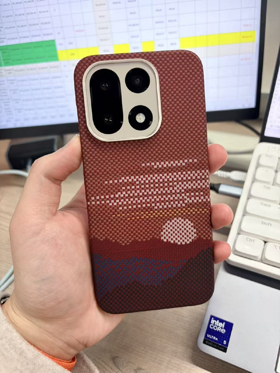 OnePlus Club tweet media