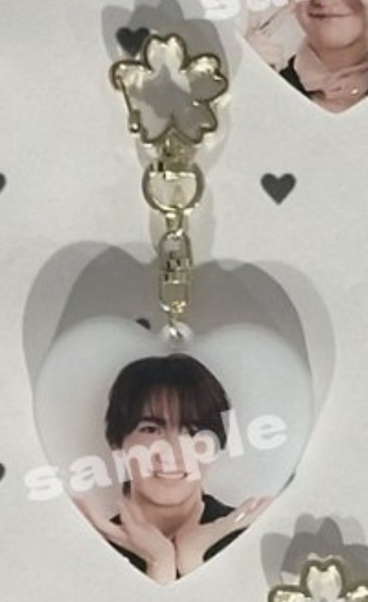 桜柄のナスカンなんて余計にほしいじゃん😭🌸