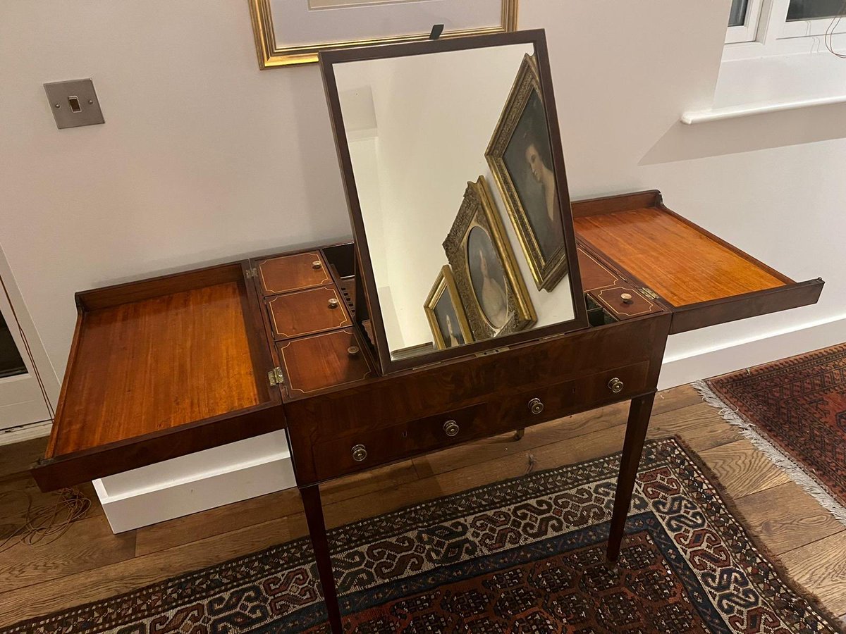 Dr Paula Byrne Author FRSA tweet media