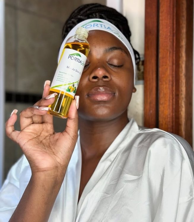 Mwinshehe07's tweet photo. Naomba repost yako huende mteja yupo kwenye TL yako tajiri🙏 
P O R T I A
Marula skin oil
Recommended for 
✓scars
✓Stretch marks
✓Uneven skin tone
✓Dehydrated skin
For 25k only.
📞0782960276
📍Sinza mori near delina apartment https://t.co/XZFKY9sCnC