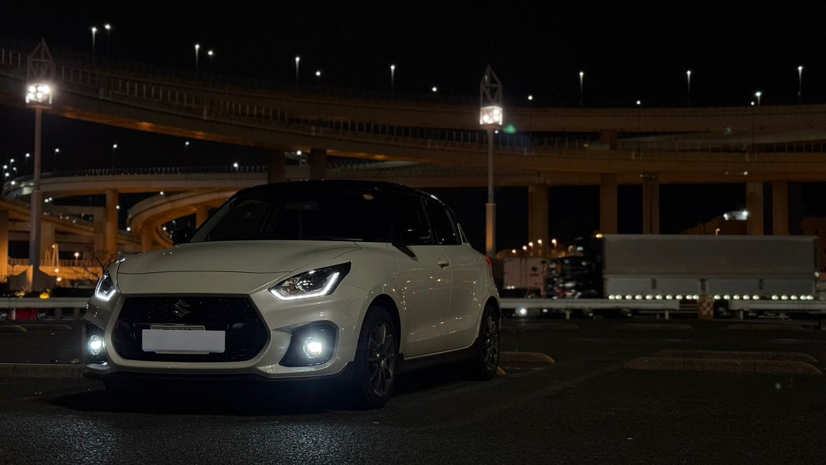 【報告】
報告遅れましたが11/16にSWIFT Sports ZC33S Final Edition納車しました！
スイスポ界隈の皆さんよろしくお願いします！🙇刺さる人に刺しに行くカスタムしていくのでよろしくお願いします！🫰
 #スイスポ界隈
#FinalEdition