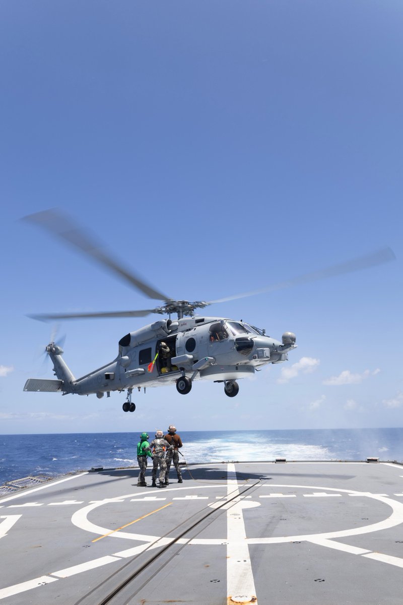 Defence Australia tweet media