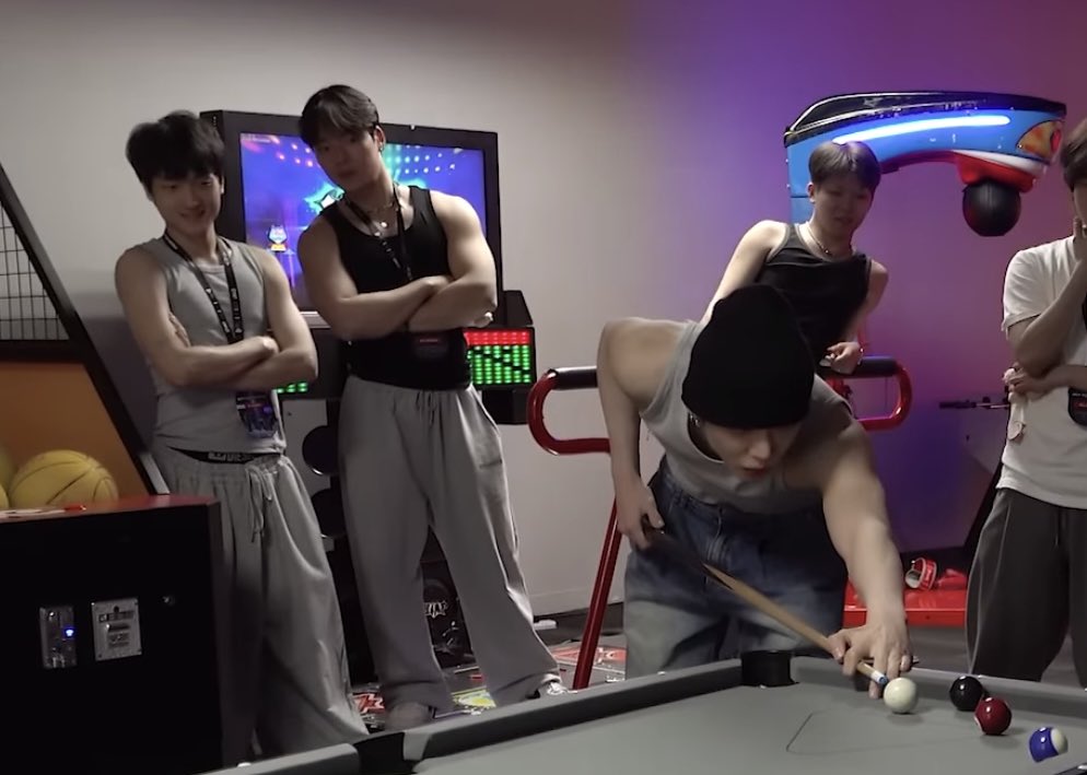 why go for the idol when you can go for the staff