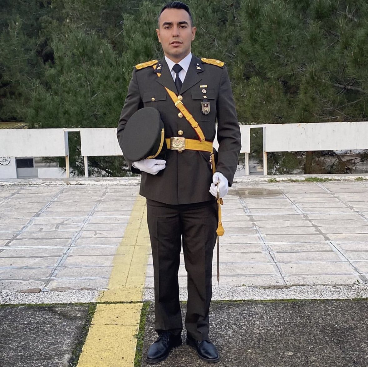 TTAgrup's tweet photo. Hatay Rönesans Rezidans’ta enkaz altında kalarak hayatını kaybeden Askerimiz Üsteğmen Miraç İlhan

Ruhu şad olsun.  | #6Şubat https://t.co/SnkCBXqkil