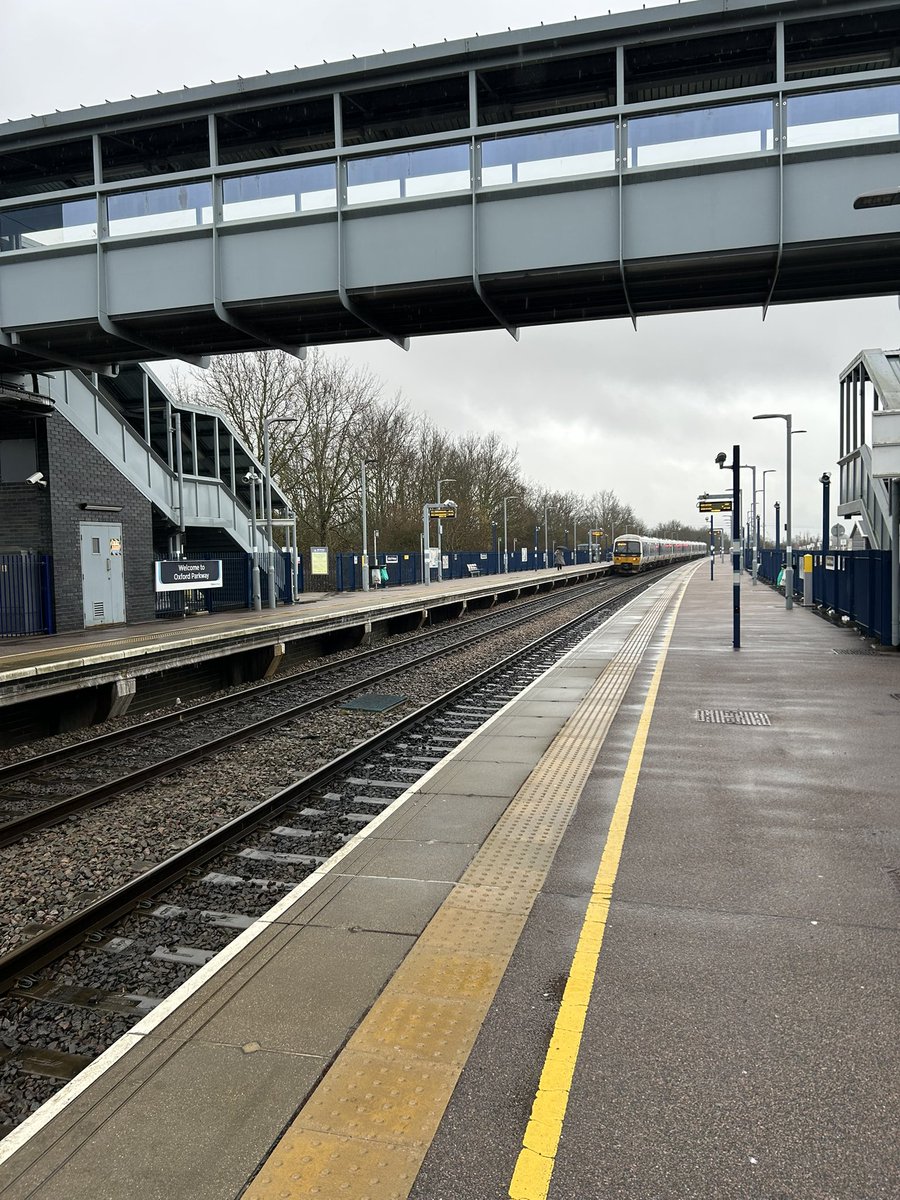 Iain Dickson tweet media