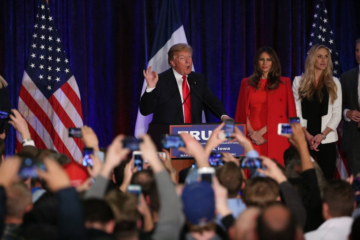 mpellicerala's tweet photo. Donald Trump: de la disrupció comunicativa a l’autoritarisme mediàtic. El caucus d'Iowa de 2016 ens permet analitzar 10 anys del fenomen comunicatiu.
Publico a #COMeIN, revista de @UOCinfocom. Moltes gràcies per l'oportunitat, @ferranlalueza!
🔎 https://t.co/RYue2kmYQe https://t.co/Nhiw2VUsXx