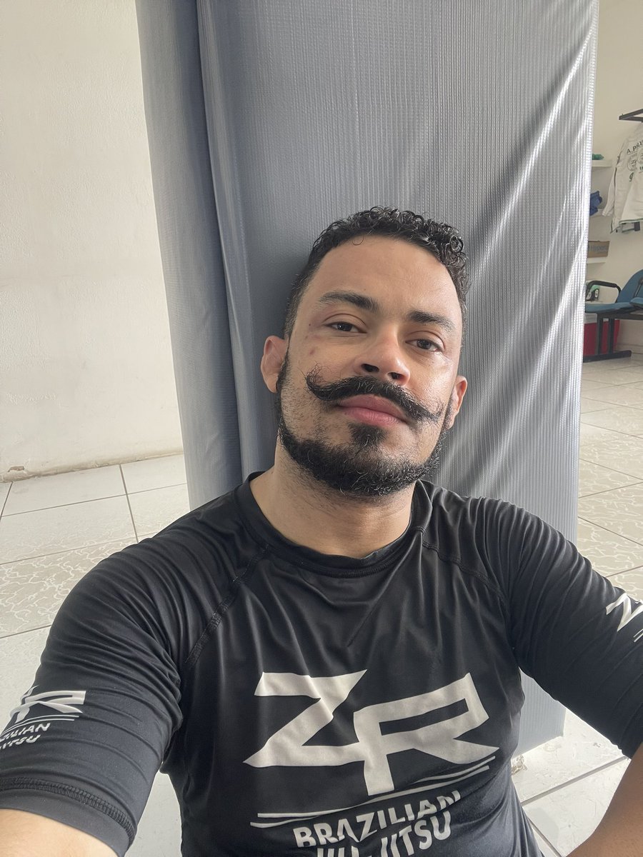 Marques_JM's tweet photo. Começando bem demais o dia! 🔥 https://t.co/taLta66vWJ