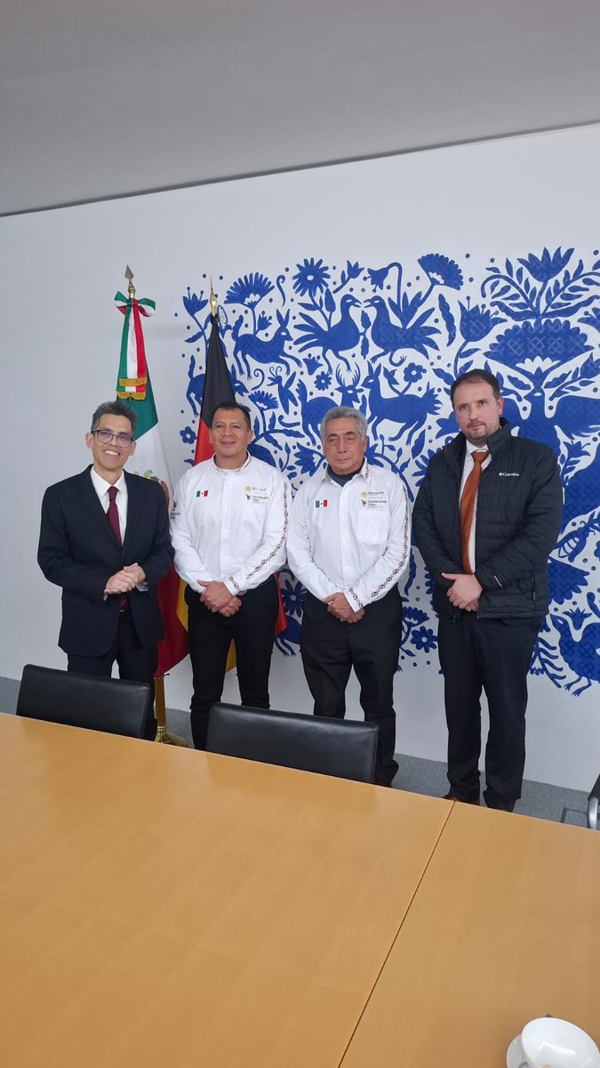 MexChamEU tweet media