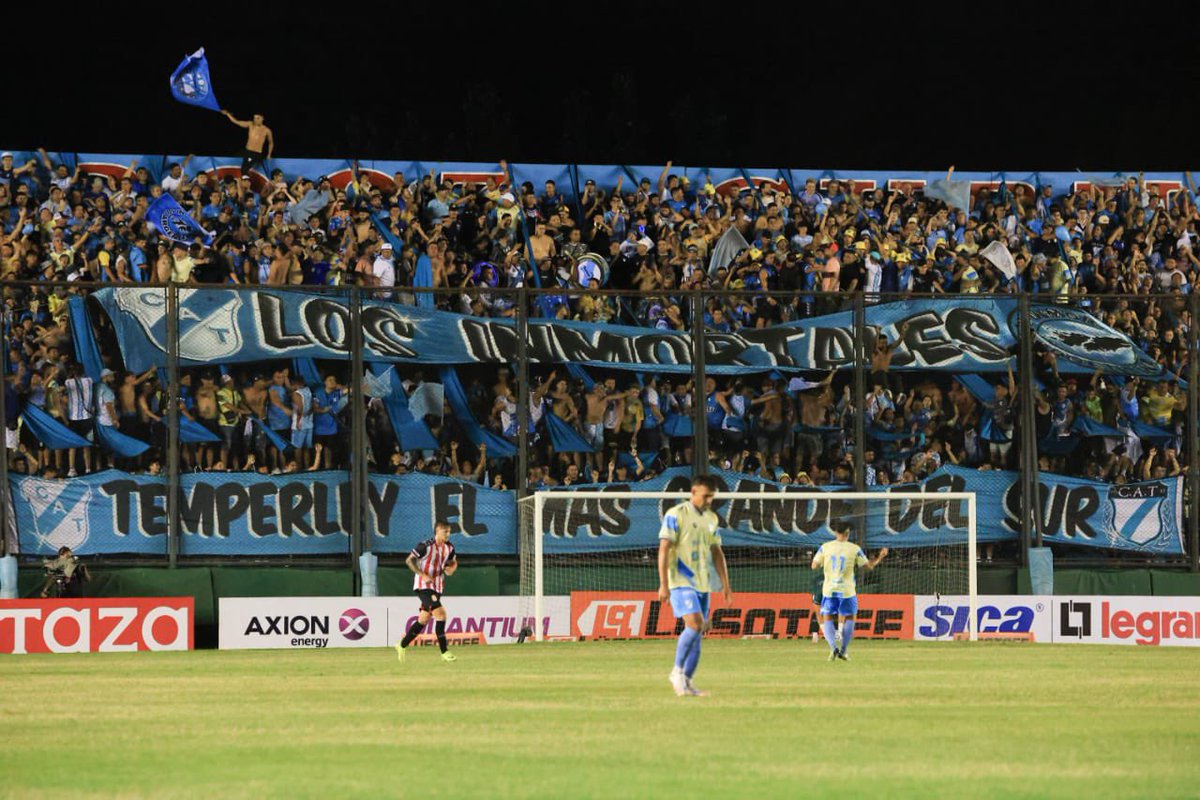 NO SE COMPAREN

Temperley es, en lo que va de la Copa Argentina 2026, el equipo que más entradas vendió (más que EDLP, Talleres, Platense, Argentinos). 

No es novedad, es costumbre. 
La familia más grande del sur🩵