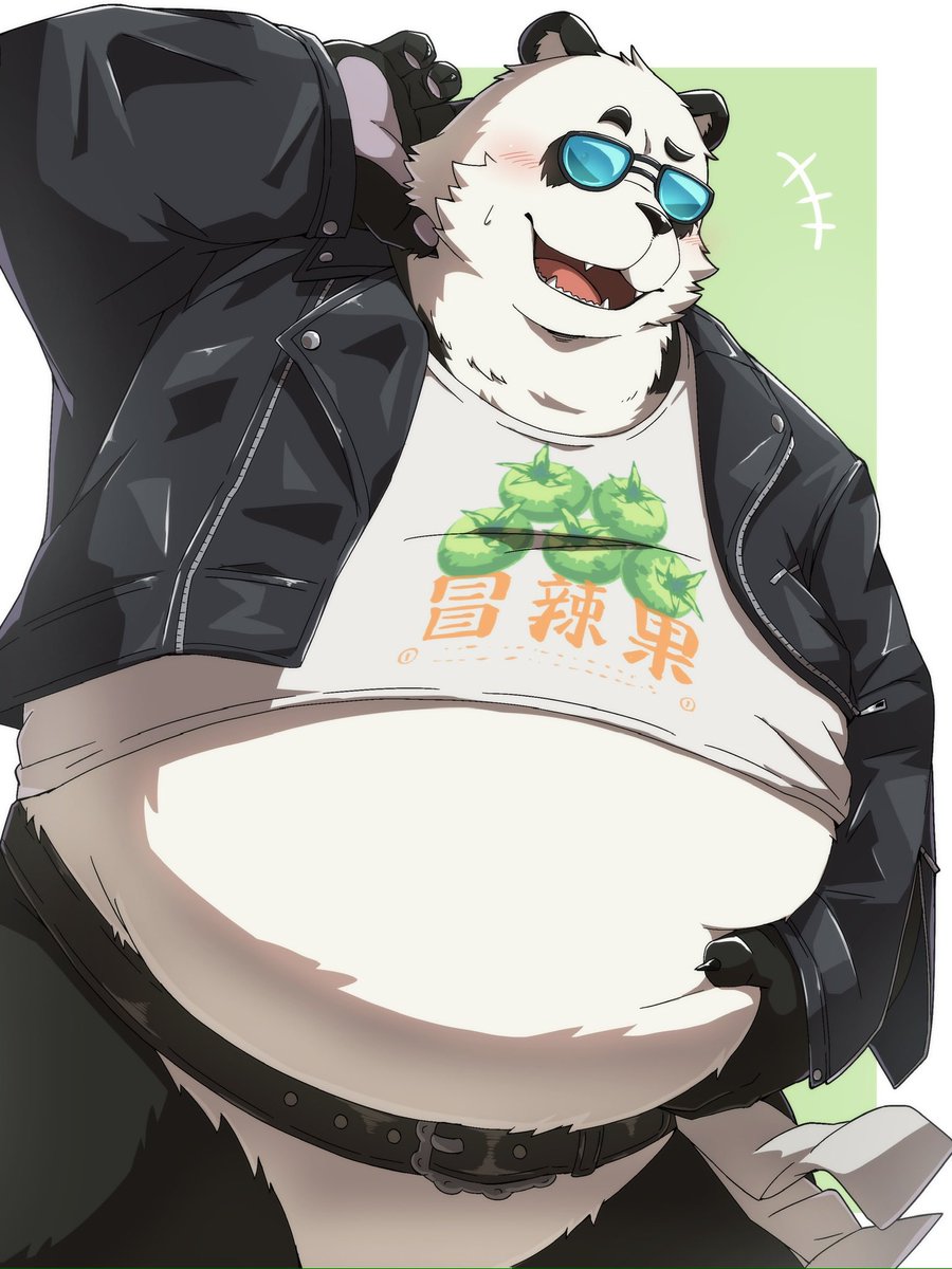 えむふ tweet media