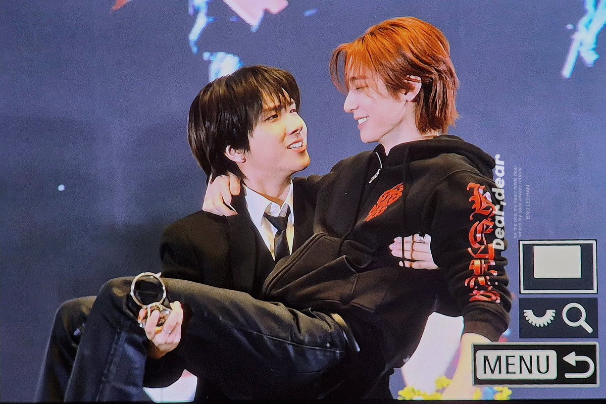 260206
형아 짱신남 상태

#LEEHAN #이한 #김동현 #운학
#BOYNEXTDOOR #보이넥스트도어