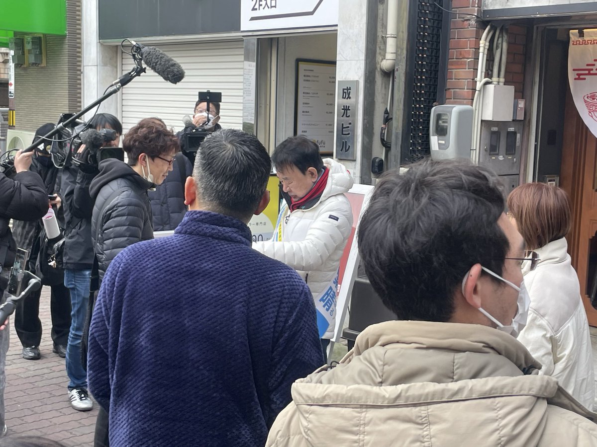 nihonshindo's tweet photo. 今回の兵庫8区は、まさに歴史的な激戦。
組織票 vs ひとりひとりの意志の戦いです。
30年間、自民の選択肢がなかった尼崎に、青山繁晴という新しい風を。
あなたの勇気ある一票が、日本の政治の常識を変えます！
#青山繁晴 #衆議院議員選挙 #兵庫8区 https://t.co/TuMDEoqq5B