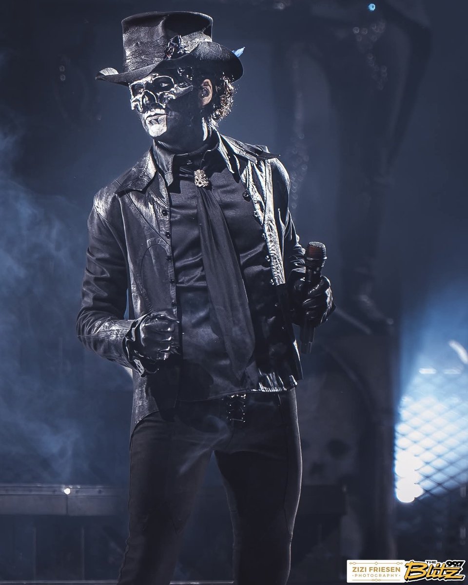 TheLakeGhost's tweet image. Perpetua tummy… much to think about… goodnight…