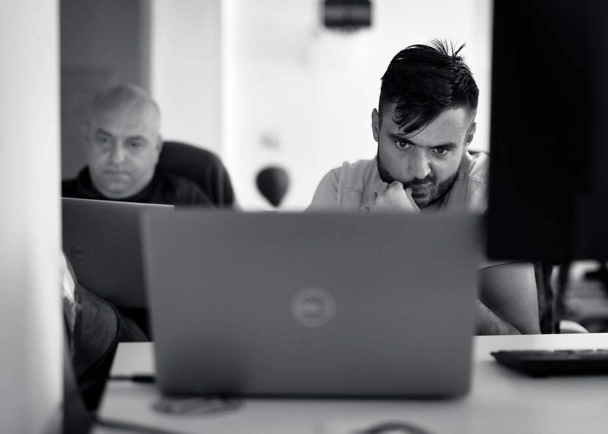 Codemart tweet media