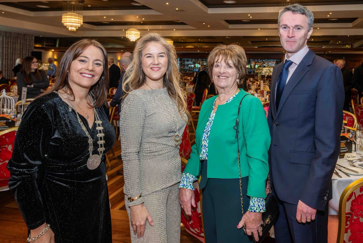 TheVidacademy's tweet photo. @SouthernStarIRL  West Cork Business &amp; Tourism Awards: huge congratulations to all finalists and winners. The standard was so high, and the rigour behind these awards really shows. West Cork business = meitheal, courage and a bit of madness. Privileged to MC it. https://t.co/guUjAgXyDL