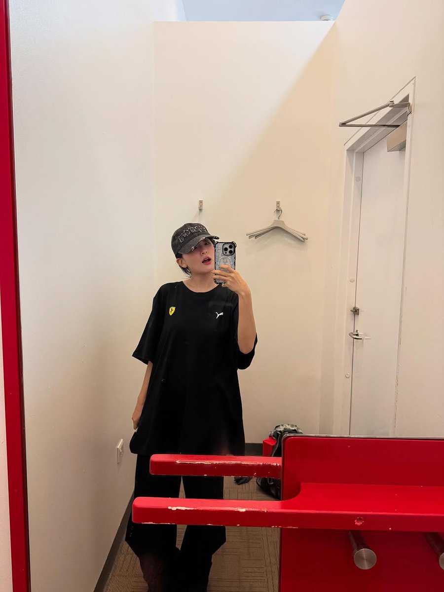 슬기 Seulgi tweet media