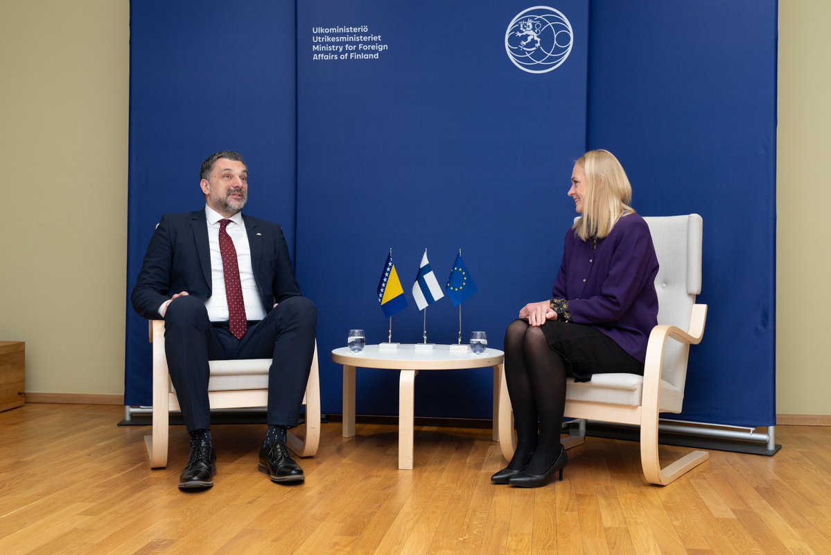 Thank you @dinokonakovic for productive discussions in Helsinki today on strengthening bilateral relations, EU enlargement, and supporting stability in the Western Balkans. Finland firmly supports BiH’s EU path and the EU integration of the Western Balkans. 🇫🇮🇧🇦