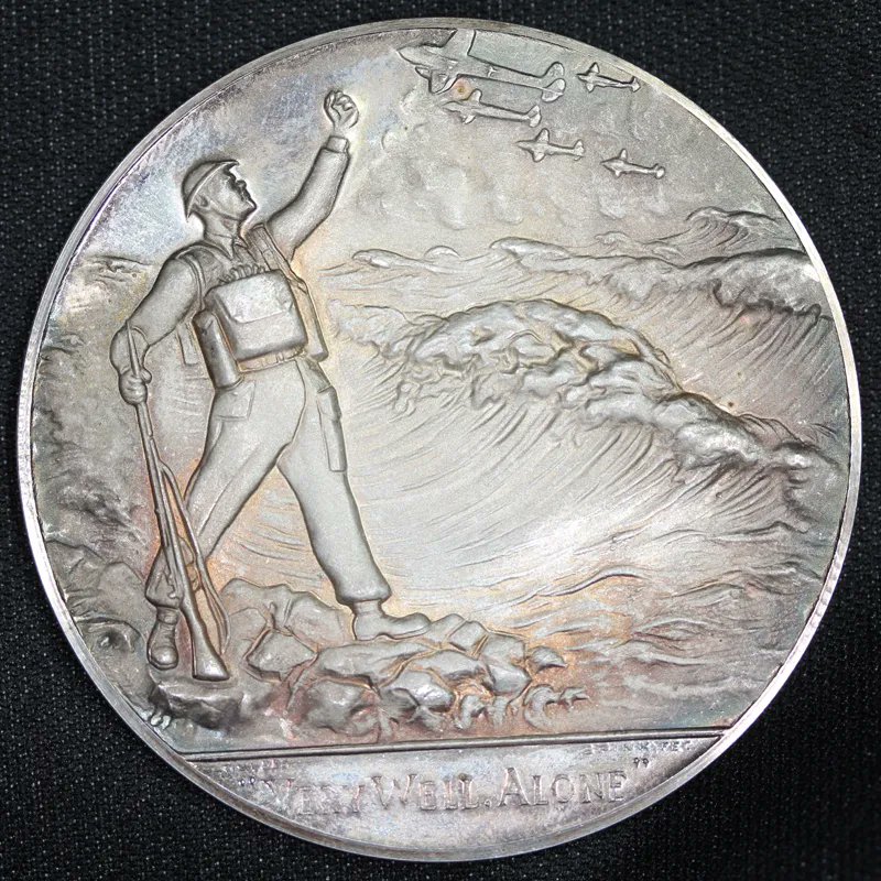 チャーチル記念メダル☆銀製☆1965年／極美品／アンティーク ウィンストン ・