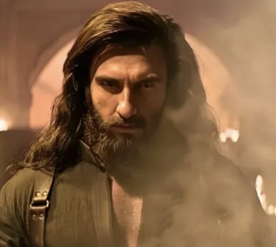 Having watched Dhurandhar now (better late than never), i realised that though Akshaye Khanna was excellent in the movie and deserved all the praise he received, one thing i totally wished for is that Ranveer Singh should have been hyped up equally. The man really was owning