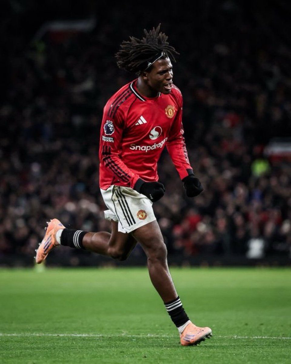 UtdMaI's tweet image. 🚨🎙Roy Keane believes Patrick Dorgu is better than Semenyo:

“They praise City’s January shopping spree like it’s genius. I check the table… United are just few points behind them. That’s not dominance, that’s panic spending. Semenyo chose them? Fine. But lately…is he better