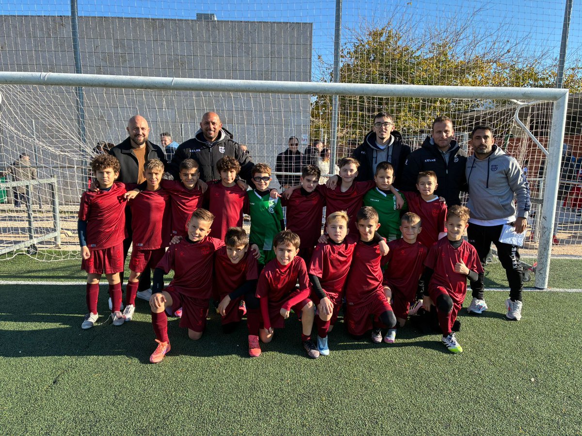 ffrm_es's tweet photo. 👋⚽ | Las selecciones fútbol (@ffrm_se) invitadas a un torneo en Zarcilla de Ramos 📍.

👏 Nuestras FFRM prebenjamín, benjamín, alevín e infantil se darán cita mañana sábado (09:30h) en el Campo Municipal Los Yesares que se convertirá en el epicentro del fútbol base de la Región de Murcia.

ℹ️  https://t.co/73WS8WQXnB / #VamosFFRM