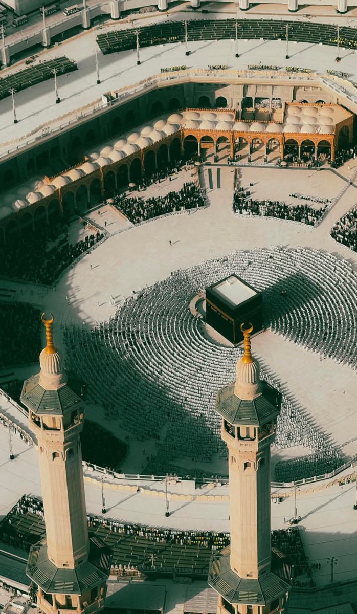 Yaahya22k's tweet photo. Even once in lyf Ya Rabb 🙏🙏
@HolyKaaba https://t.co/xYPJhrYWDw