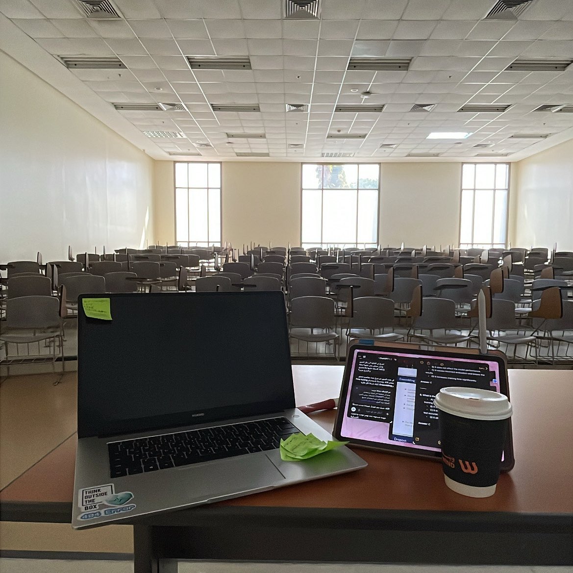76lrn's tweet photo. الجامعة يوم الجمعة؟ https://t.co/vMwubEvmlC